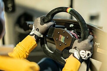 csm Racing simulatoren 10 edb87b6693