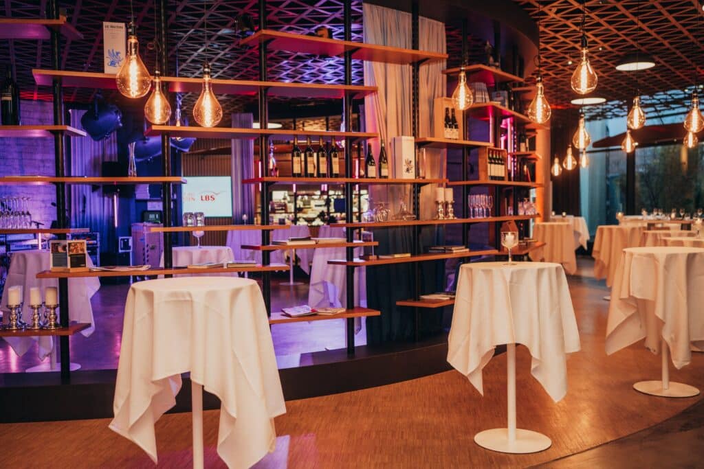 JS_LBS_Event-100-min