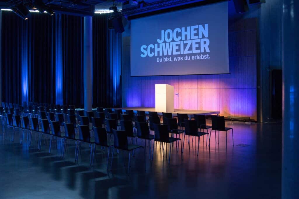 RS1601_EJ1A3659-lpr (2)-min