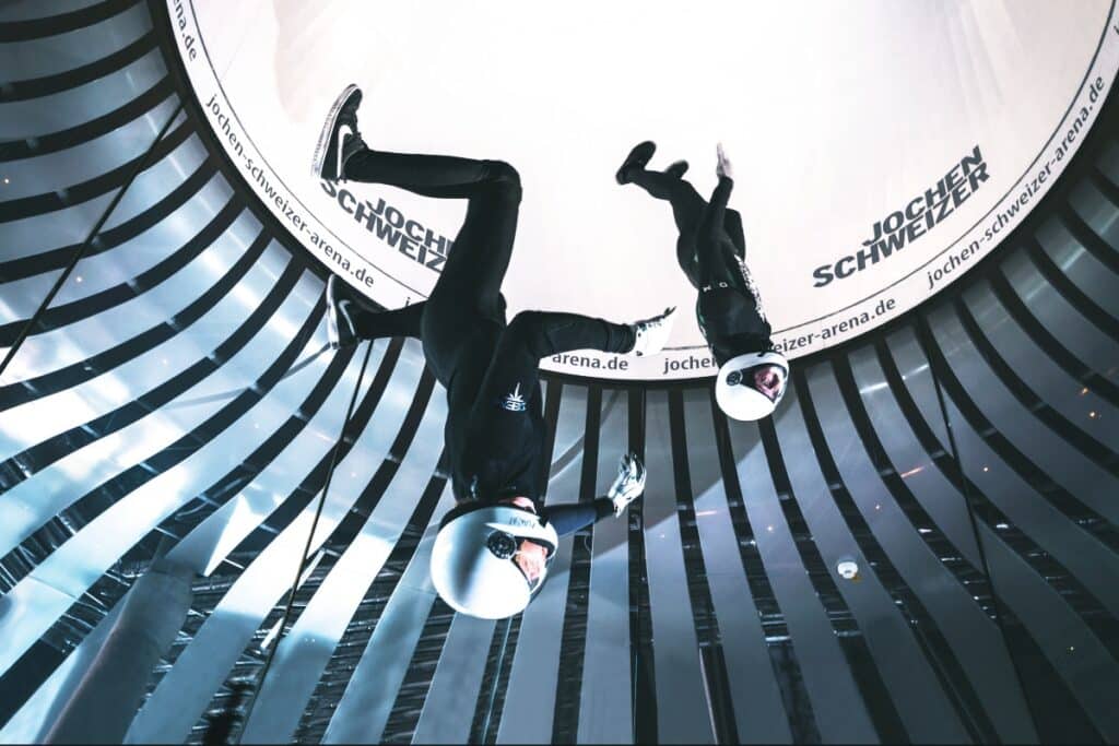 Indoor Skydiving mit Solarstrom